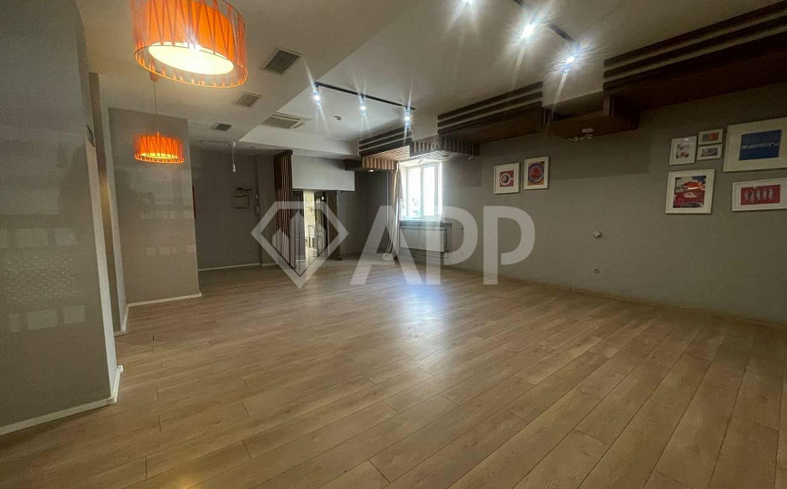 Сдам помещение свободного назначения, 247 м² фото