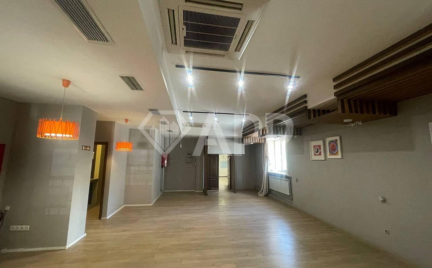 Сдам помещение свободного назначения, 247 м² фото