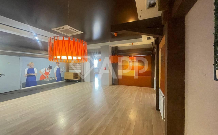 Сдам помещение свободного назначения, 247 м² фото