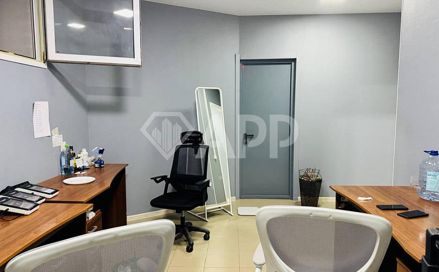 Премиум локация! Сдам 154 кв. метра под ПВЗ, парикмахерскую, груминг. Отличный ремонт! фото