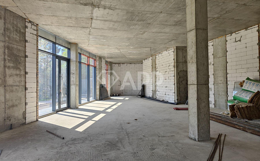 Сдаю отдельно стоящее здание, 800 м² фото