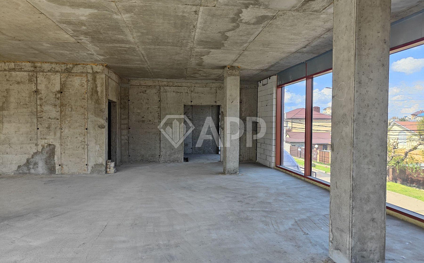 Сдаю отдельно стоящее здание, 800 м² фото