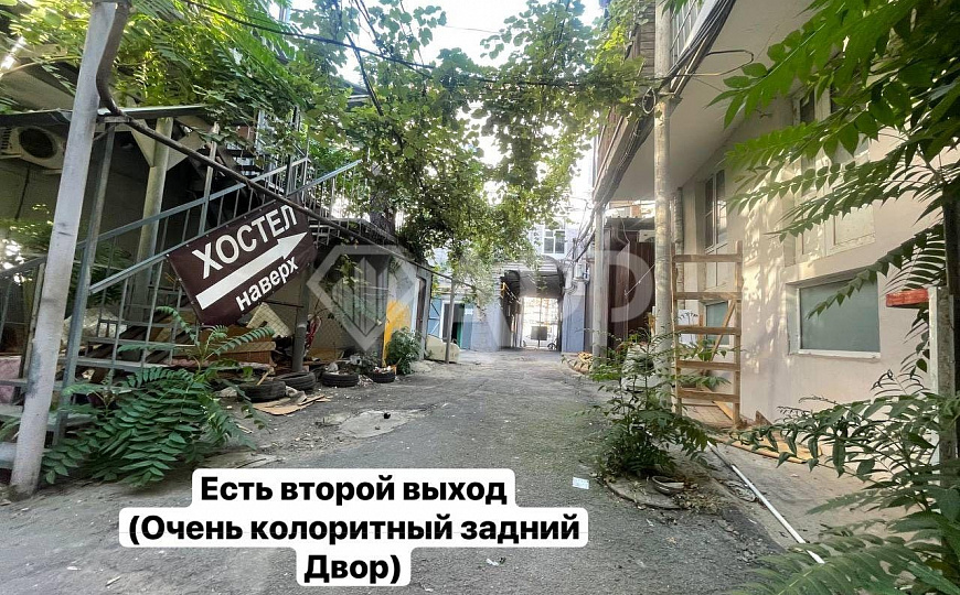 109 м2/Угол/Рядом с кофейней/витрины в пол/Садовая фото