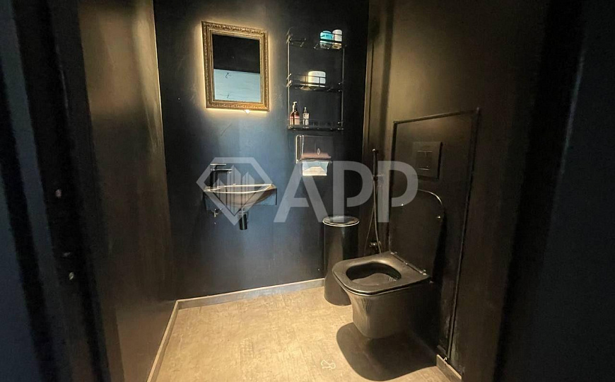 109 м2/Угол/Рядом с кофейней/витрины в пол/Садовая фото