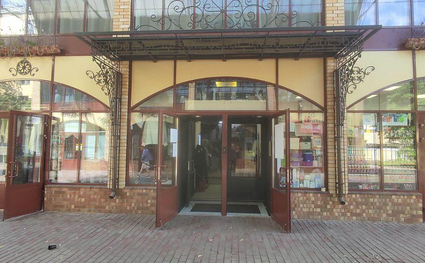 Сдам торговое помещение, 363,8 м² в центре Балашихи на самом высоком трафике фото