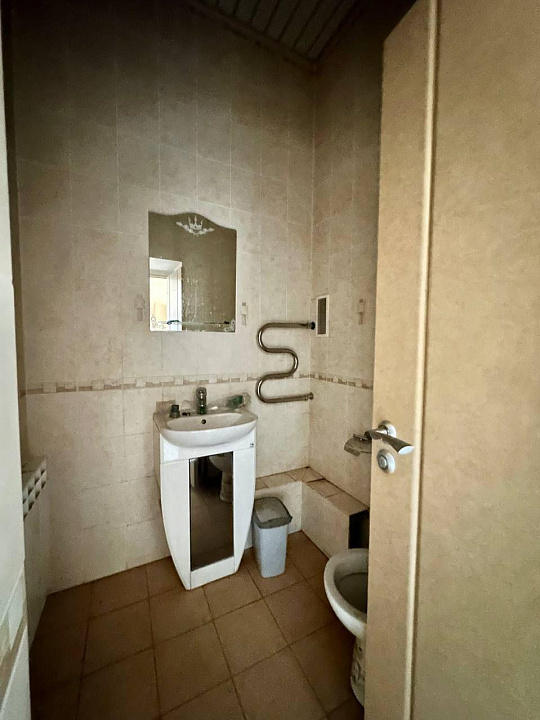 Здание 600 м2 на ул.Куйбышева на зем.участке 2,5 сотки фото