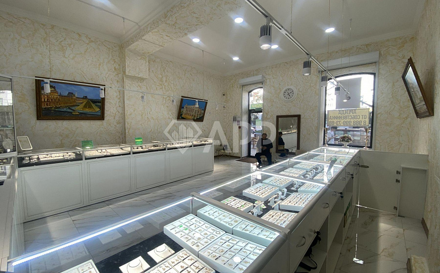 Ремонт.2Входа.Рядом 2 кофейни.Вкусно и точка, 73 м² фото