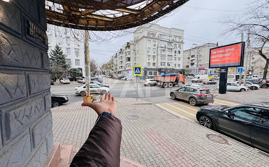 Ремонт.2Входа.Рядом 2 кофейни.Вкусно и точка, 73 м² фото