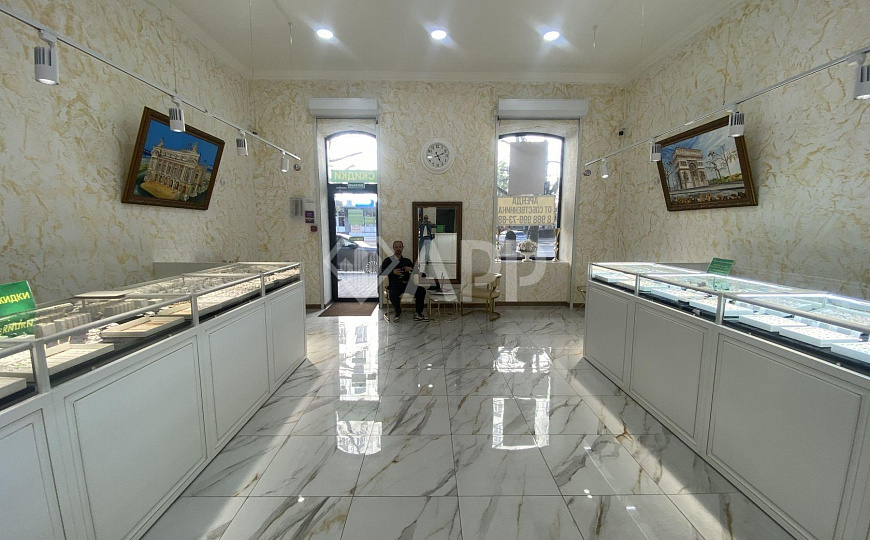 Ремонт.2Входа.Рядом 2 кофейни.Вкусно и точка, 73 м² фото