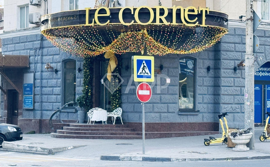 Ремонт.2Входа.Рядом 2 кофейни.Вкусно и точка, 73 м² фото