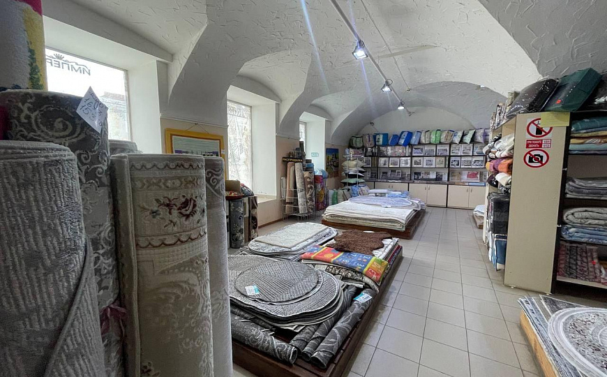 Сдам помещение в самом центре города 258,5м² на высоком трафике фото