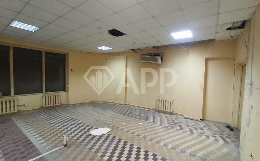 Сдам торговое помещение 342 м2 фото