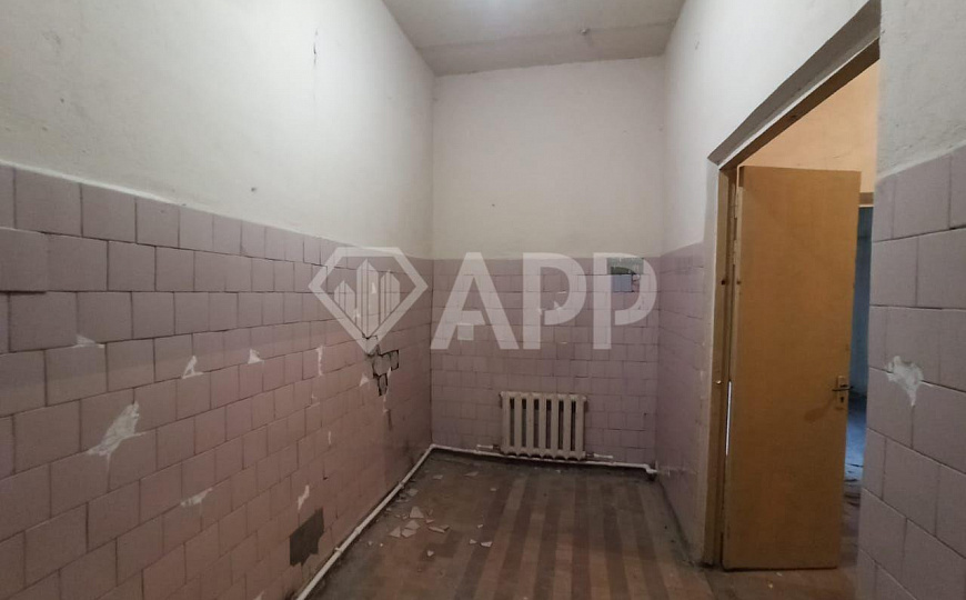 Сдам торговое помещение 342 м2 фото