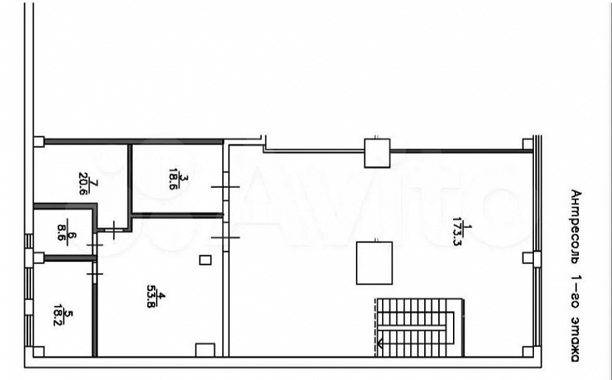 Торгово-офисное помещение 565 кв.м. фото