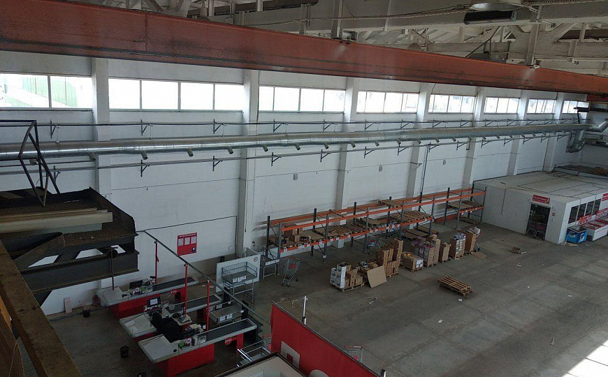 Сдается производственная база 2500 м² с земельным участком фото