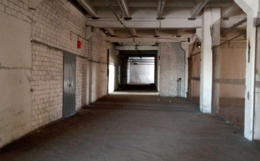 Помещение в отдельно стоящем здании, 2 500 м² фото