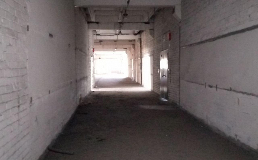 Помещение в отдельно стоящем здании, 2 500 м² фото