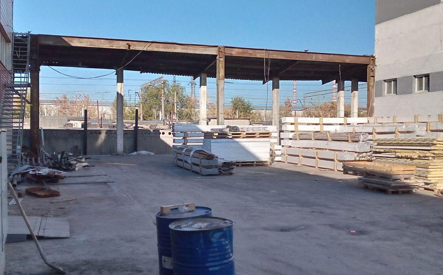 Помещение в отдельно стоящем здании, 2 500 м² фото