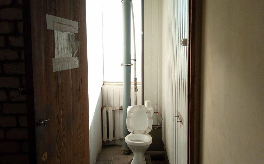 Помещение в отдельно стоящем здании, 2 500 м² фото