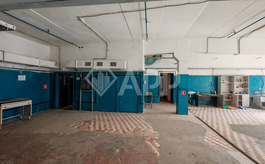 Продажа пром парка в Москве, 10320м2 здания, зу 2,5 га фото