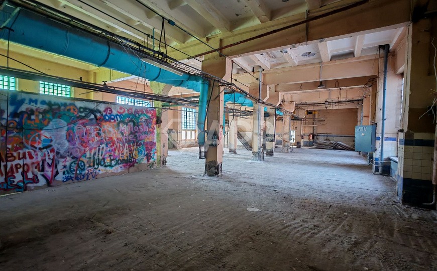 Продажа пром парка в Москве, 10320м2 здания, зу 2,5 га фото