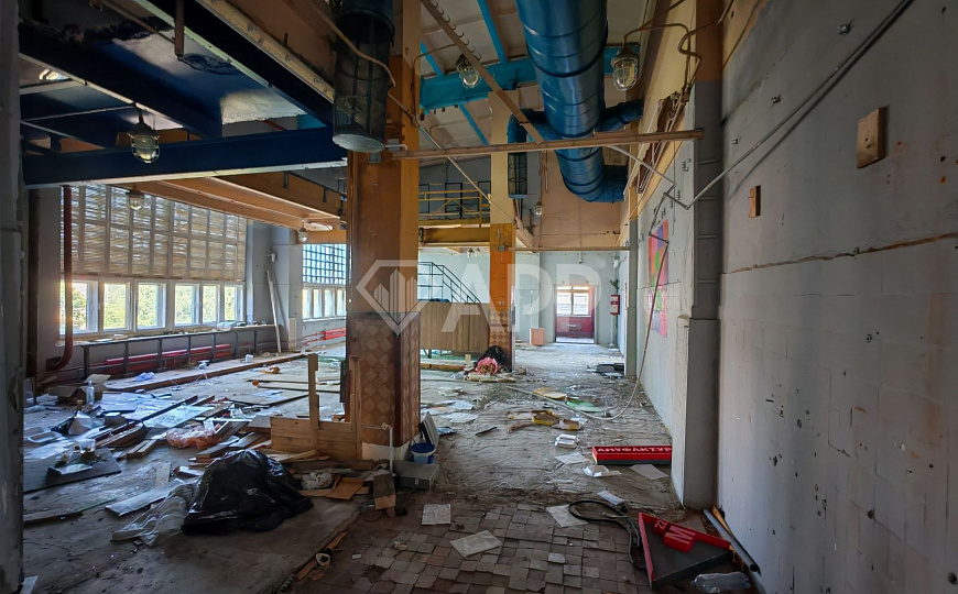 Продажа пром парка в Москве, 10320м2 здания, зу 2,5 га фото