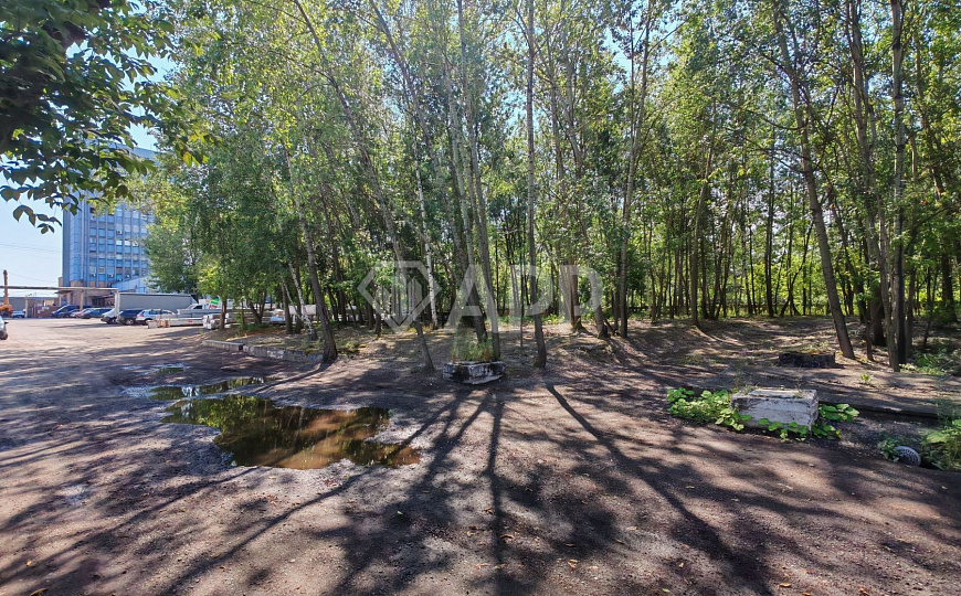 Продажа пром парка в Москве, 10320м2 здания, зу 2,5 га фото