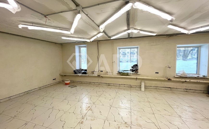 Аренда помещения на Удмуртской, 1 линия, 274 м² фото