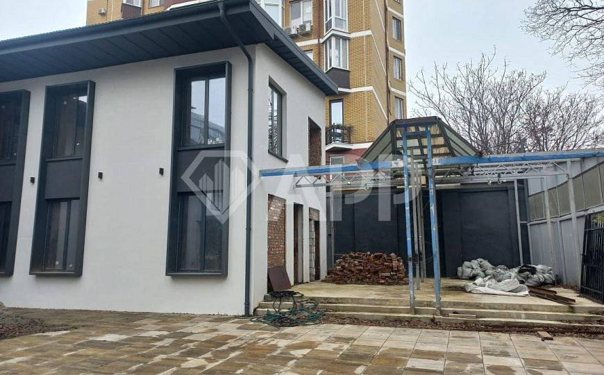 Сдам отдельно стоящее здание, 400 м² фото