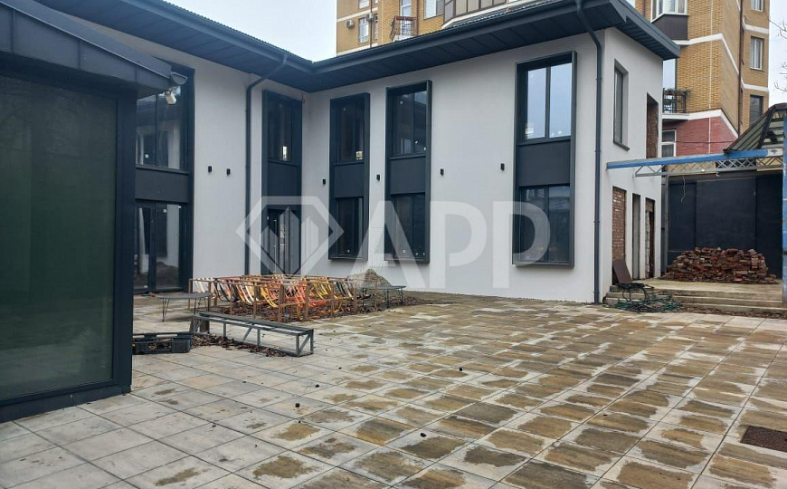 Сдам отдельно стоящее здание, 400 м² фото