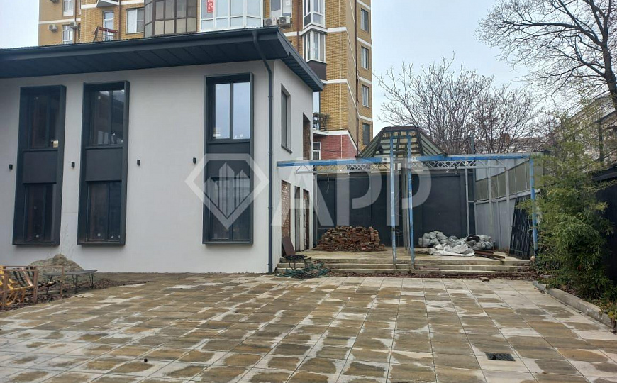 Сдам отдельно стоящее здание, 400 м² фото