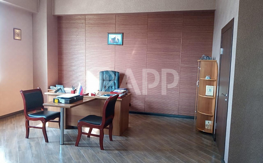 Продам помещение свободного назначения, 650 м², зем.участок 7.2 сотки. фото