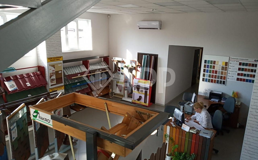 Продам помещение свободного назначения, 650 м², зем.участок 7.2 сотки. фото