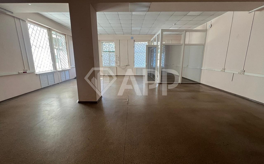 Сдам офисное помещение, 32 м², 26 м², 25 м² , 43 м², 81 м², 350 м². фото