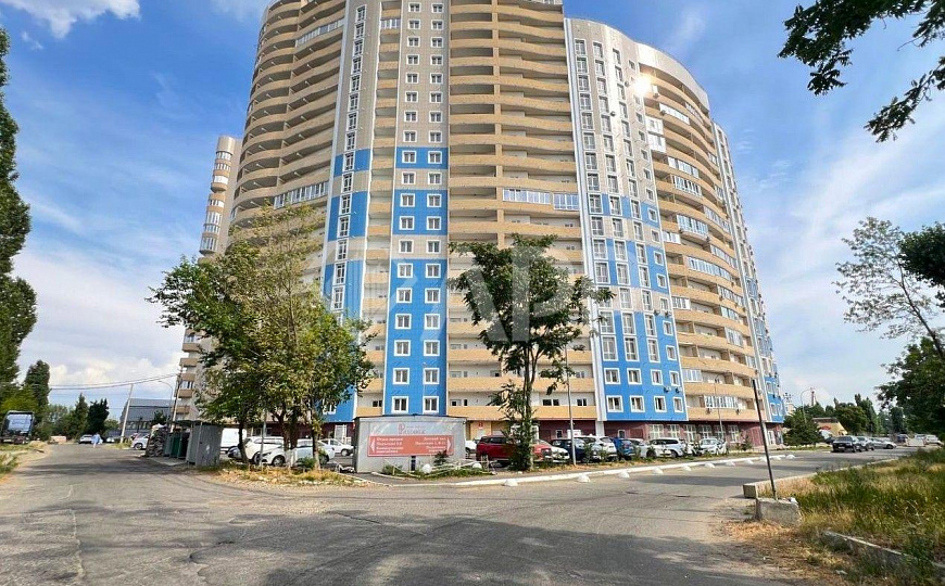 Продаю торговое помещение, 159,14 м² фото