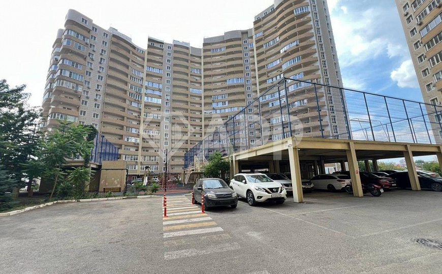 Продаю торговое помещение, 159,14 м² фото