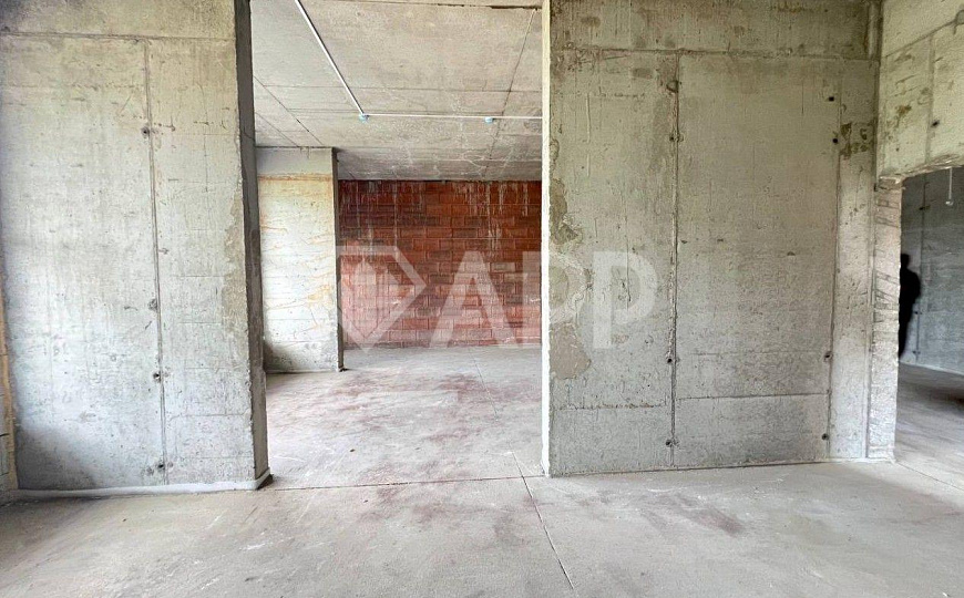 Продаю торговое помещение, 159,14 м² фото