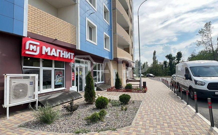 Продаю торговое помещение, 264,7 м² фото