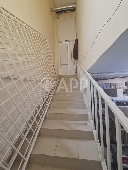 Сдам торговое помещение, 350 м² фото