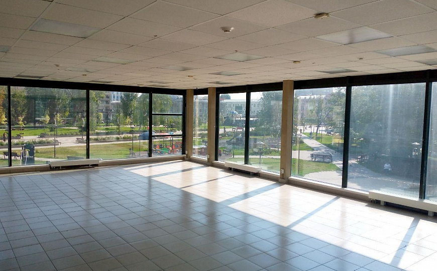 Здание в центре, 681,8 м2 фото