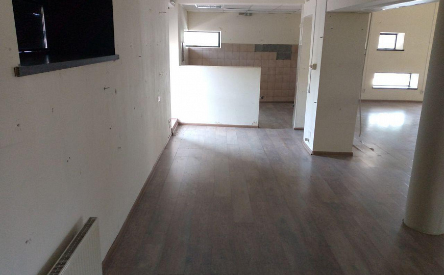 Здание в центре, 681,8 м2 фото