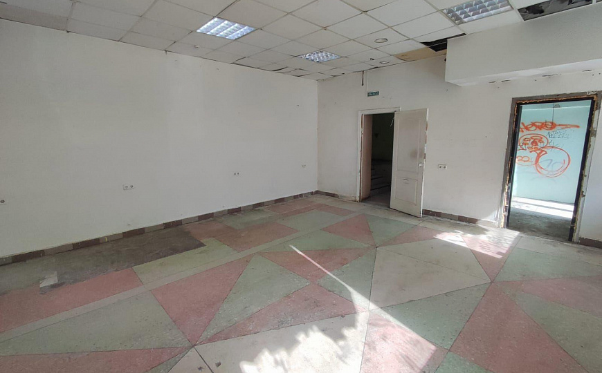 Первая линия, Центр, 176 м² фото