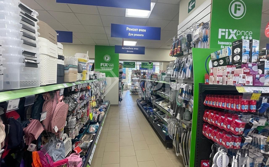 Cдаю отдельно стоящее здание у метро. фото