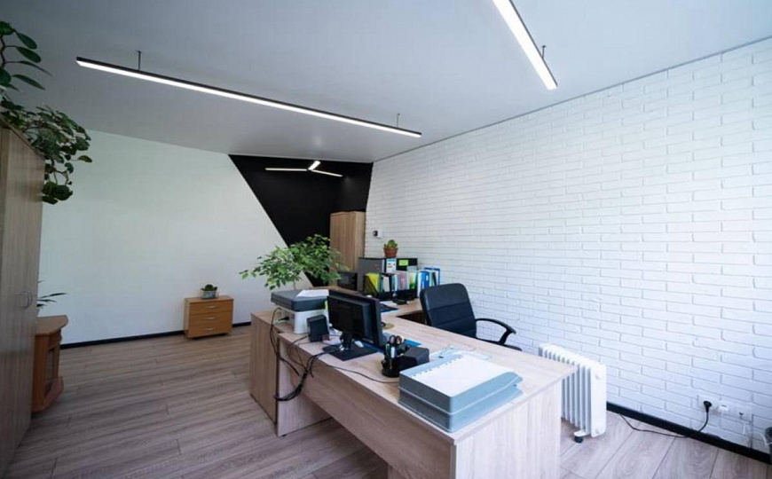 Стильный офис с мокрой точкой фото