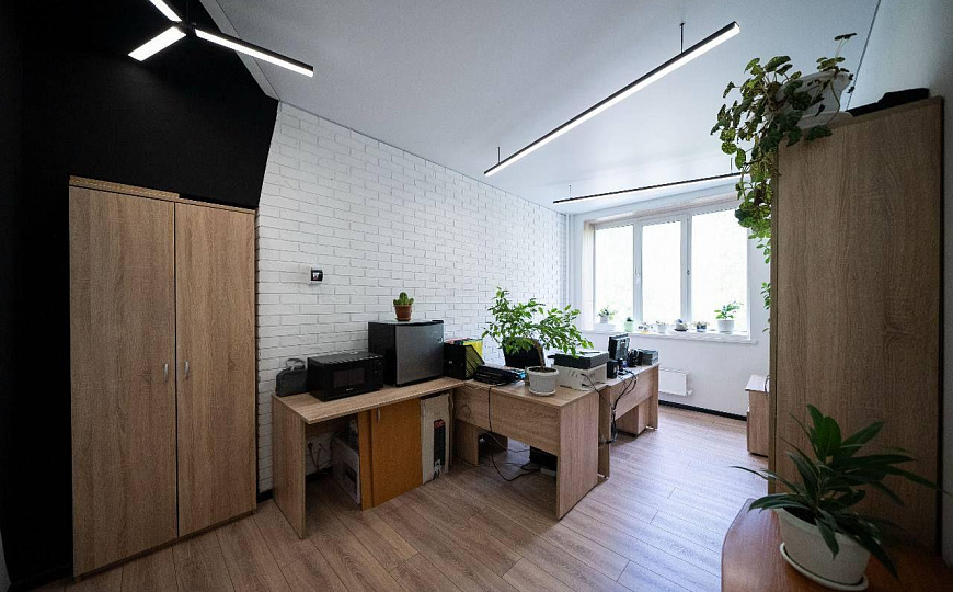 Стильный офис с мокрой точкой фото