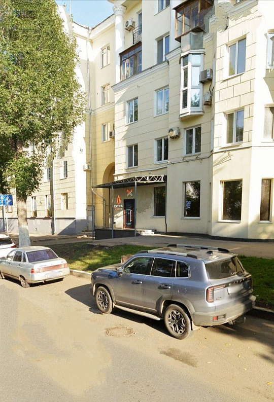 Помещение 407м² на «Набережной» с высоким трафиком фото