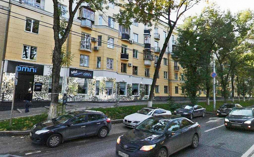 Помещение 407м² на «Набережной» с высоким трафиком фото