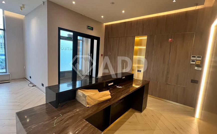 Аренда. Офис с премиальной отделкой (Евроремонт) фото