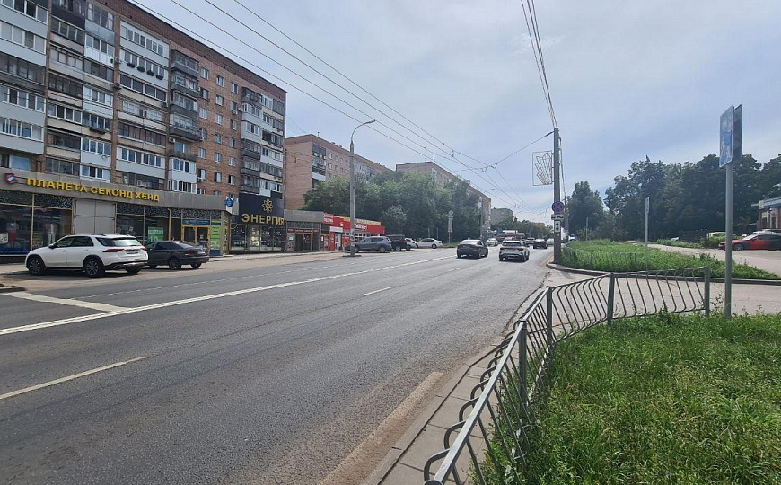 Помещение 417 м² на высоком пешеходном трафике фото