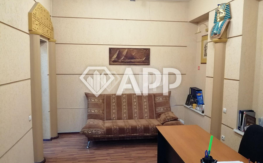Продаю отдельно-стоящее здание, 501 м² фото